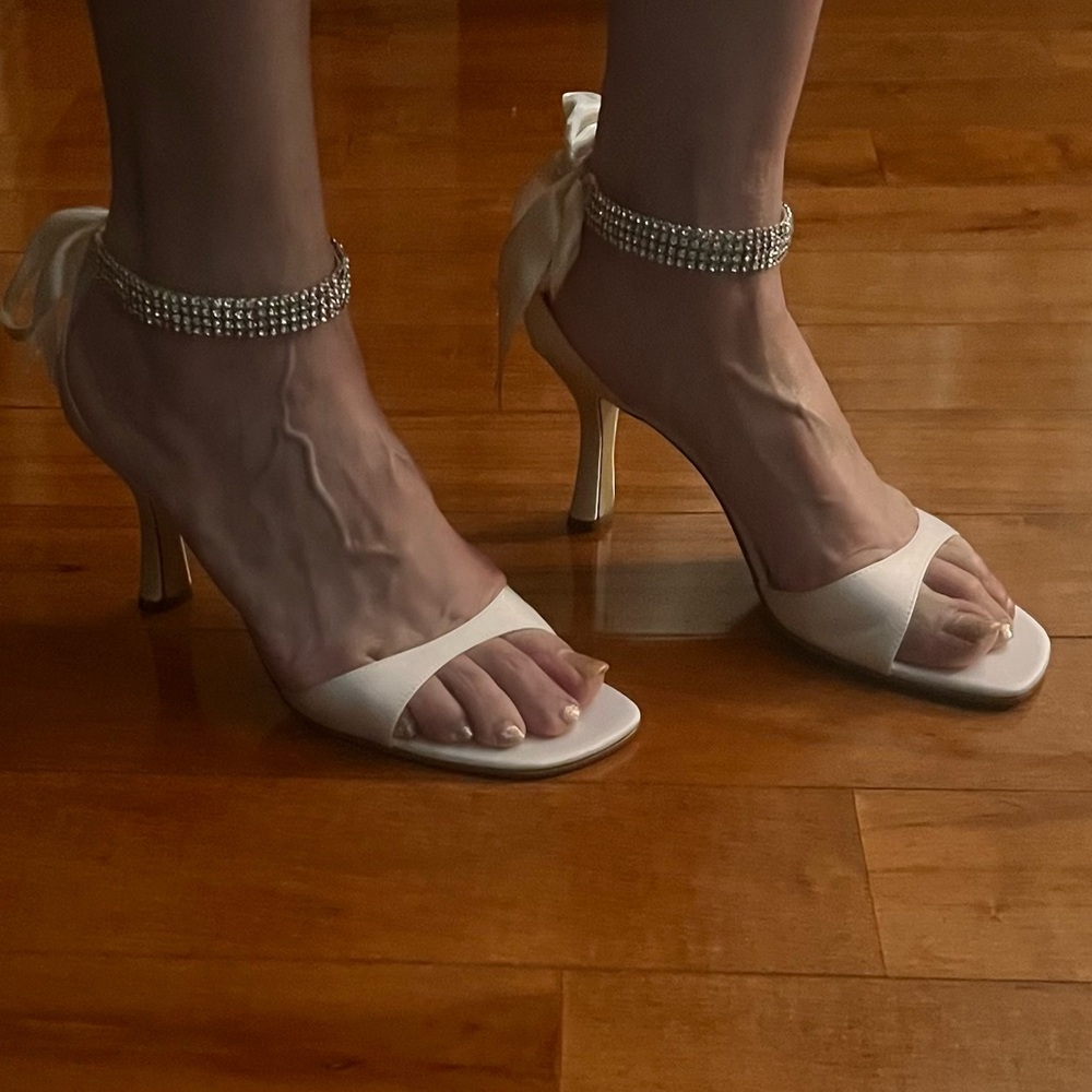 Chic Nina White Women's Heels with Rhinestone Detail